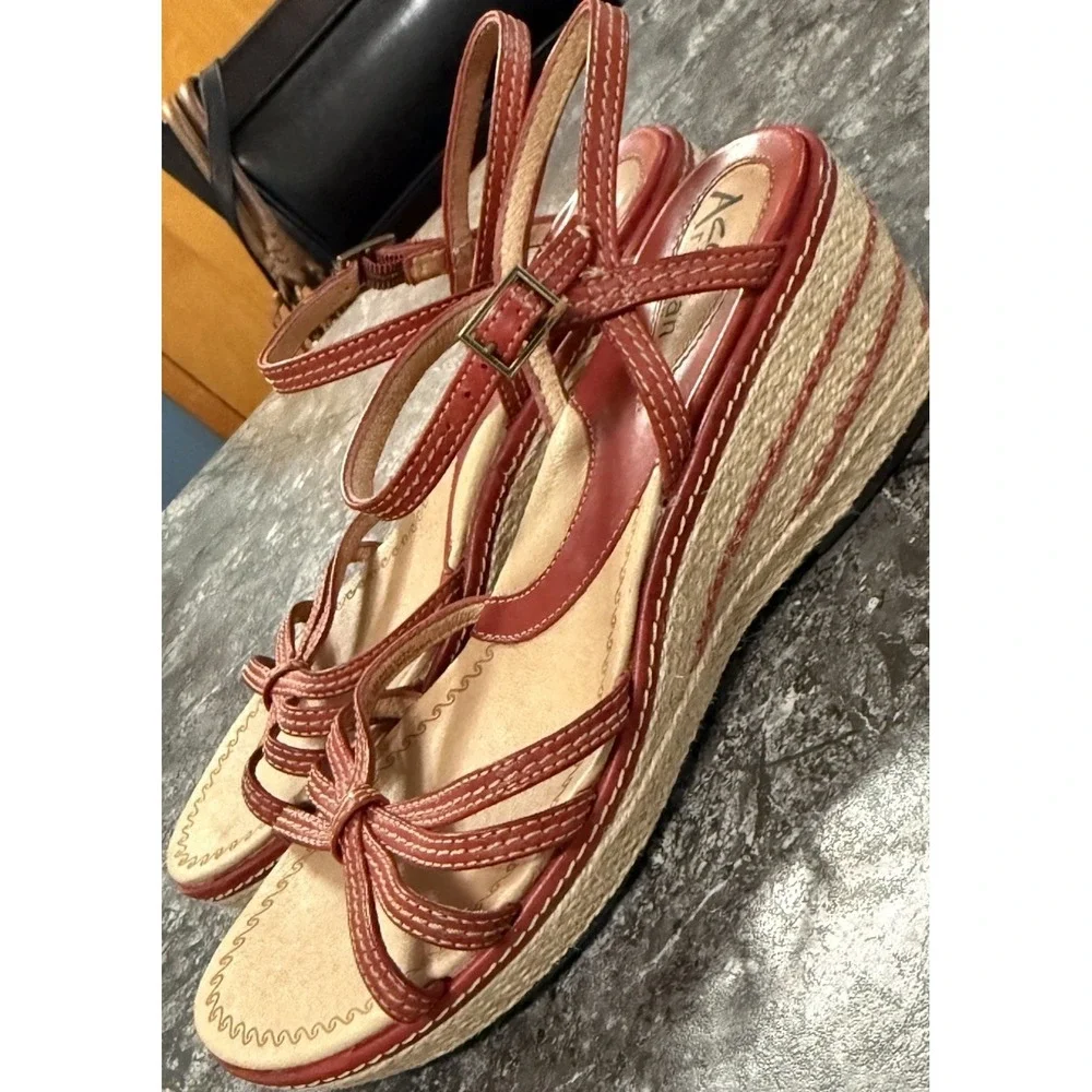 Clarks Artisan Collection Red Leather‎ Espadrille Wedge Sandals 8M